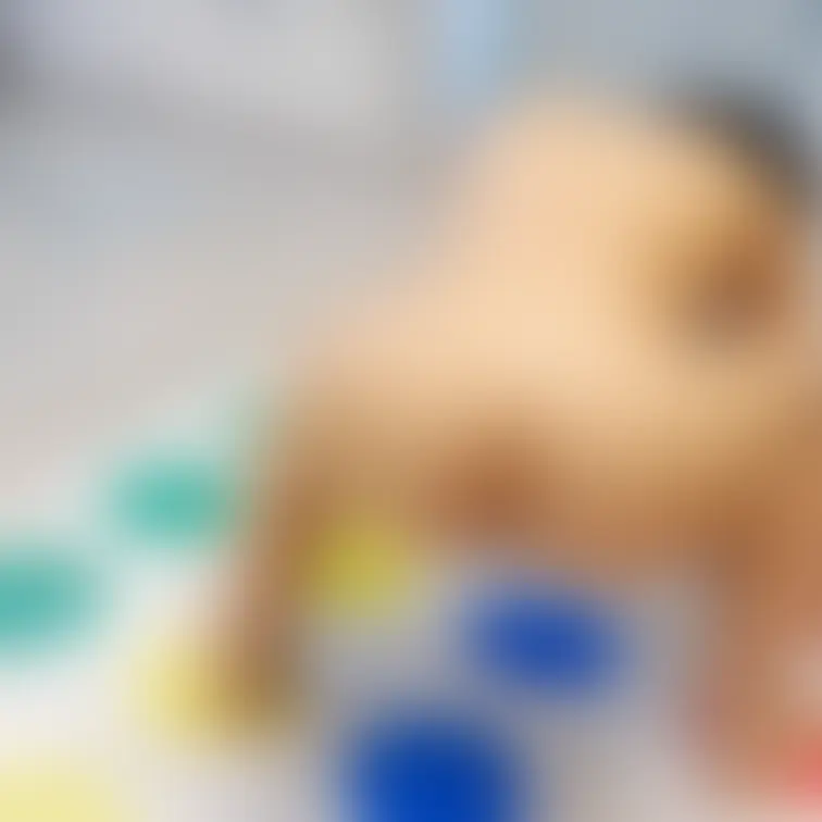 りんの全裸一人ツイスター。かなり過激なポーズになったんで、こうやって後ろから回り込んでみました。
セクシーアイドル