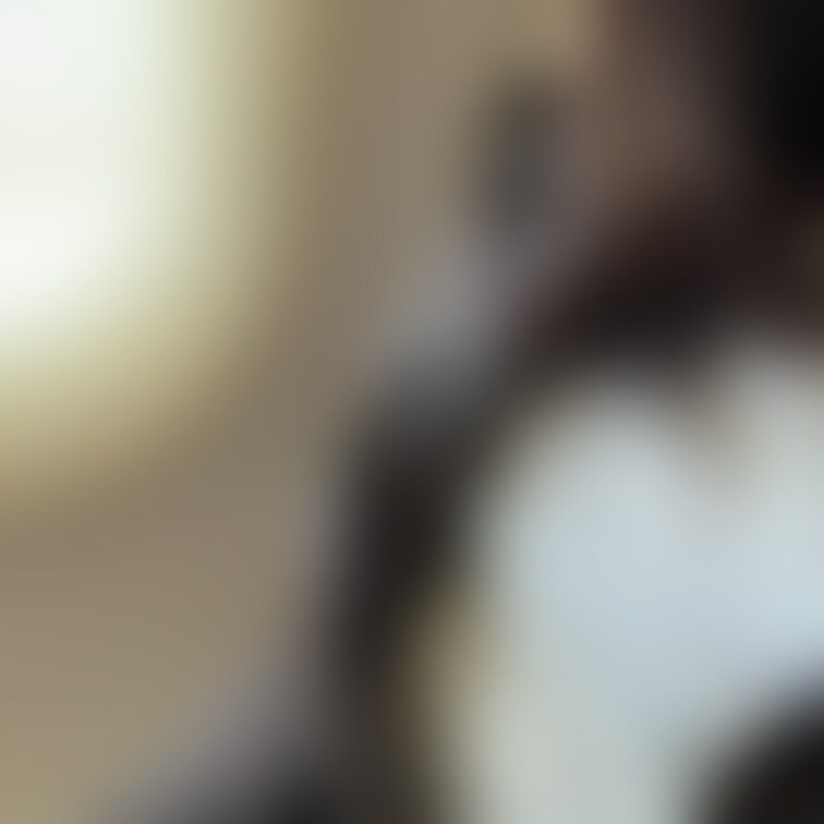 エッチな画像ではないですが。飛行機乗ってる時の写真送られてきましたので。
※興味ない人はスルーお願いします。