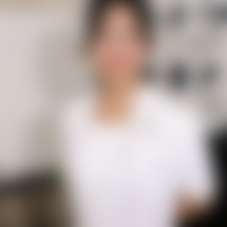 【EHCプレミアム】#023_佐々木ちゃん メ〇ードレディのお仕事(9/29ページ)
某女性用ファイシャルサロンの