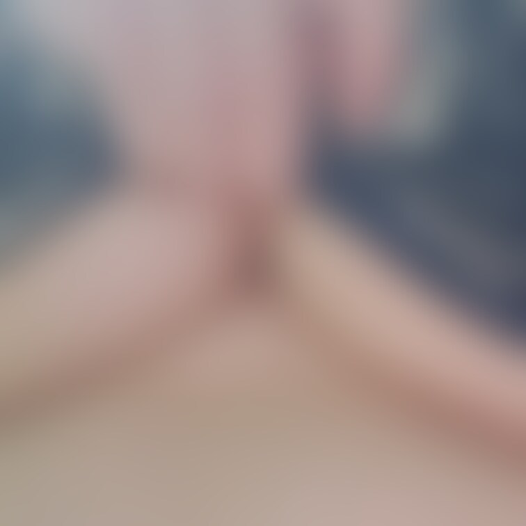 むにゅ( >༥< )