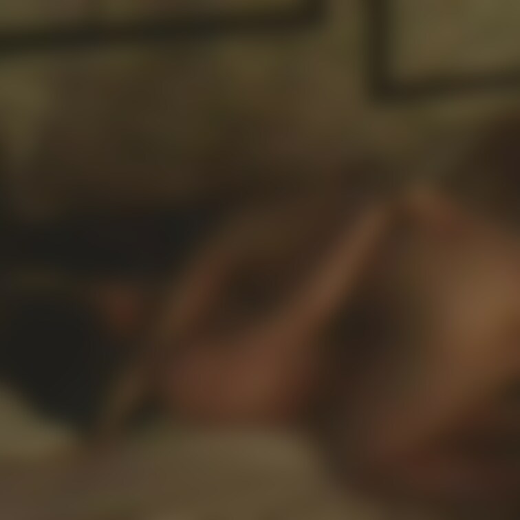 単女さんを私達で責めました
