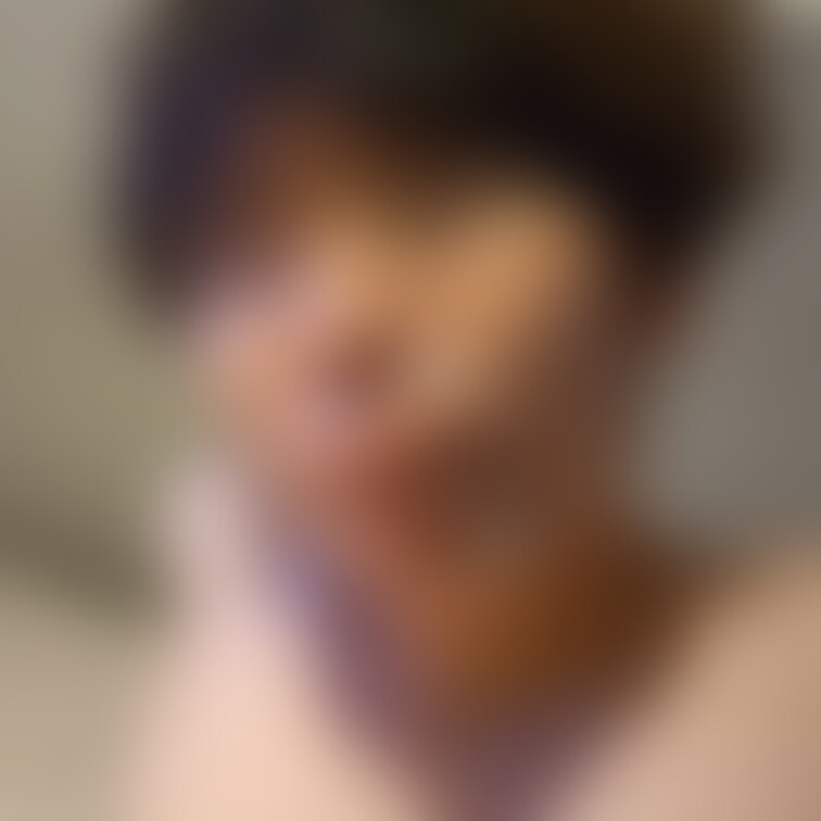 滴る唾液が最高😍笑
対面で座ってマゾの顔に唾吐きかけるのもなんかいい…興奮するシチュ