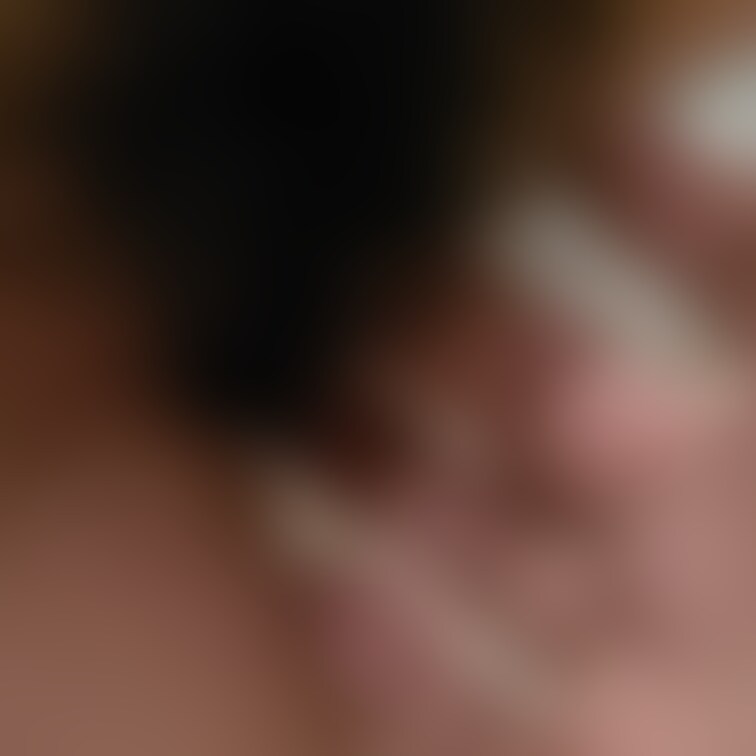 動画からの切り抜き。
おしっこあと、
激しく弄られると
すごく濡れます。