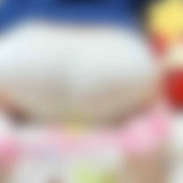 女の子週間なので💦
たまには、サニタリーショーツを公開🩷
これは、だいぶ前にワコールのアモスタイルで買った、ブラ&シ
