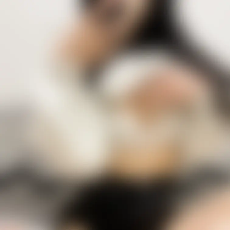 女子大生(21歳)
美乳学生のおな動画撮影を覗き見。
ビジュもスタイルも◎
彼氏、パパ、セフをローテーションさ