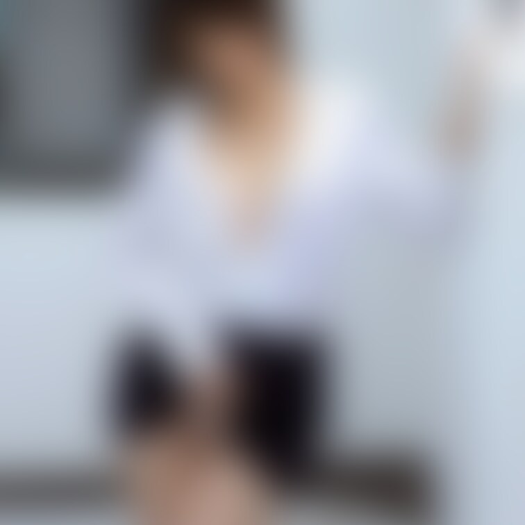 女優時代をここだけでみせるね。