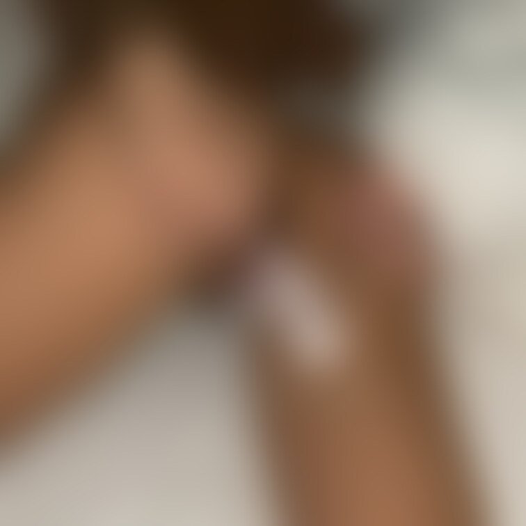 バ○ブぶっ刺されたまま目の前で放置プ○イされて余計感じてるオメミ😫💋