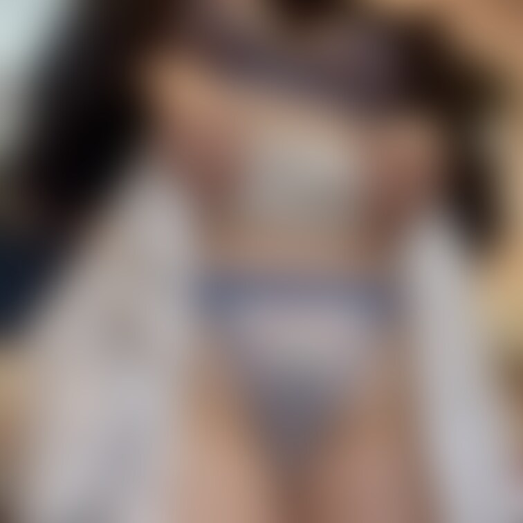 ビンビンでエロいです…😳最近、ひとりでしっぽり露出動画撮れてないなぁ。。。