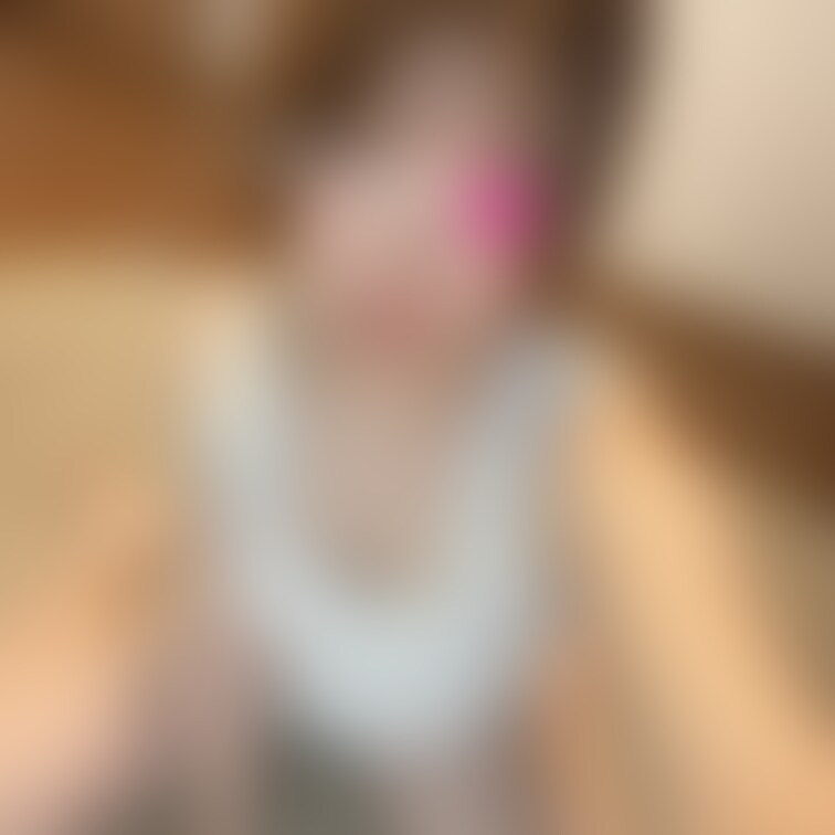 妊娠中期のおっぱいとお腹🤰🩷
妊婦好きさんが好きな黒乳首だよ？❤️😉