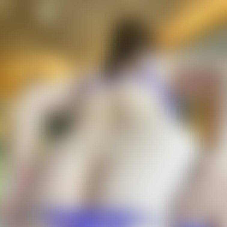 脱ぎ脱ぎTバック