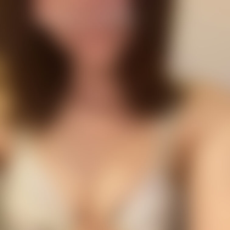 ムラムラしちゃうの助けて？
乳首出てても載せられるのかな？
あとでちょっとえちえちプランに乳首見えちゃうの載せてみる