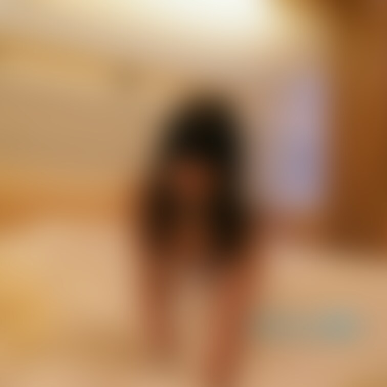 下着にこの首輪と○○○って合いますね💕