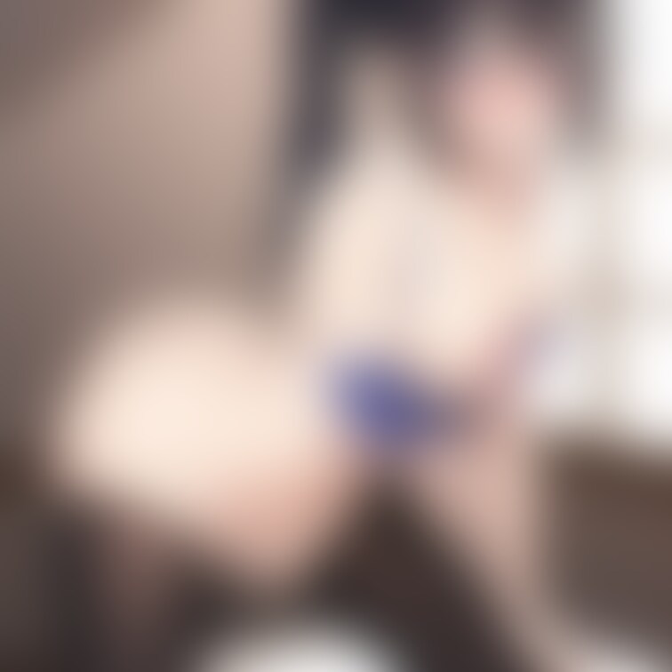 サイドポニーテールのエッチ画像です。