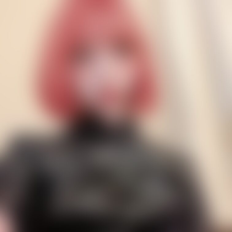 めっちゃ加工してなんかのキャラみたいなったよ
コスプレ感強めに！