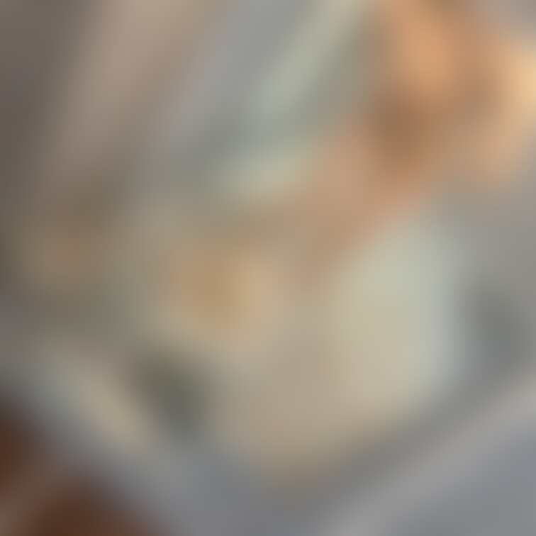 昼でも人が居ない海知ってたら教えて欲しいです🥺