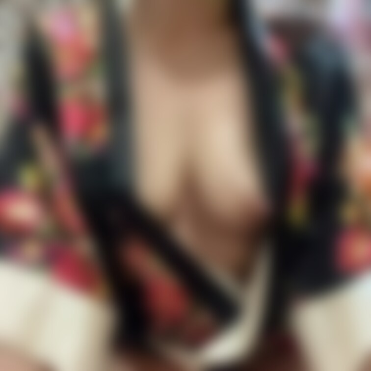 騎乗位だよ❤️
男の子は好きでしょぉ🥰
たくさん腰振ったからみてね(*^ω^*)

これでおなにーしてね❤️