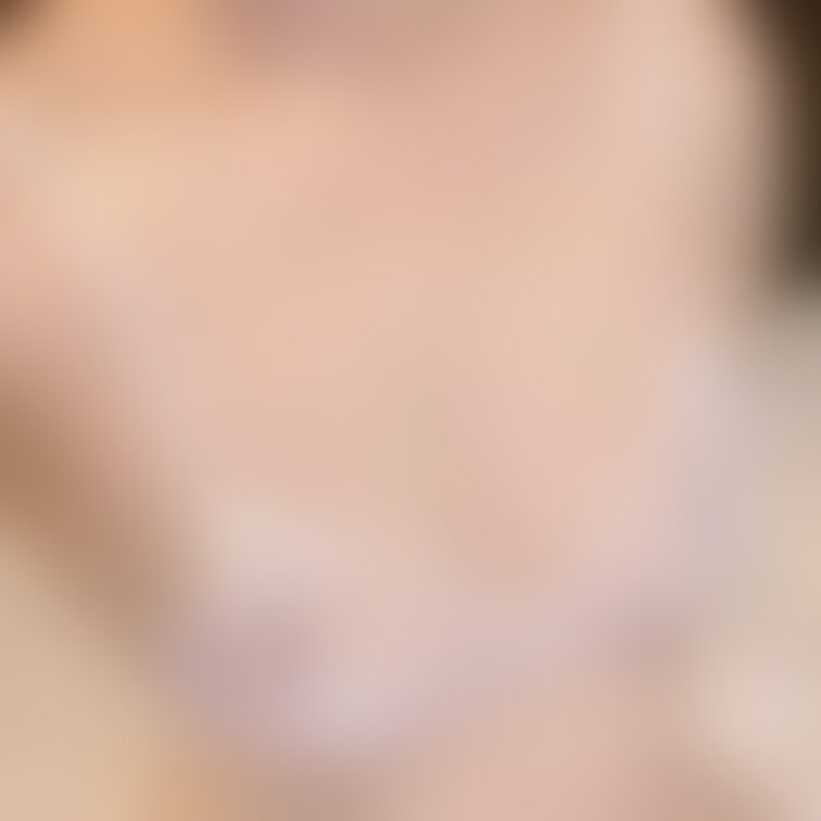 スケスケシリーズです♡

乳首がはみ出そう✨✨