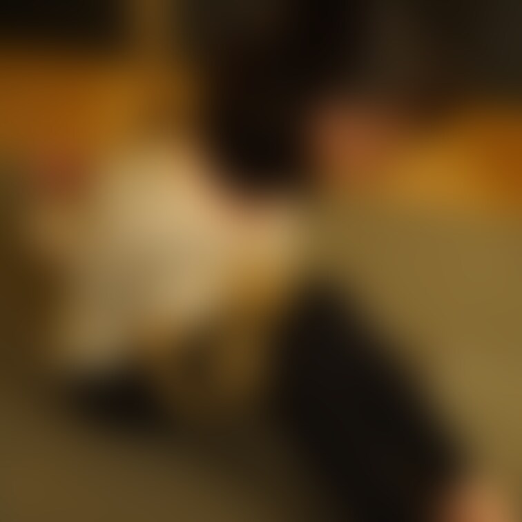 飛翔前。こうやって小さく小さく固めるのは昔から好きですね。