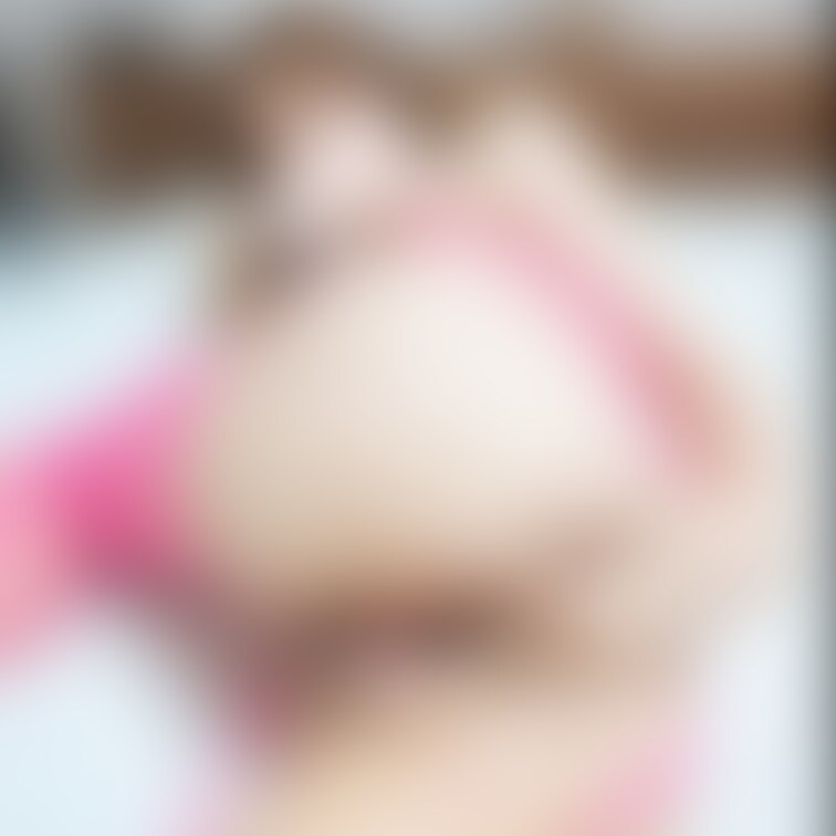 奥さんのくぱぁ写真を載せておきます😍
ボカシの上からでもピンク色を見てもらえます😍
ぜひとも単品購入かプラン加入で見