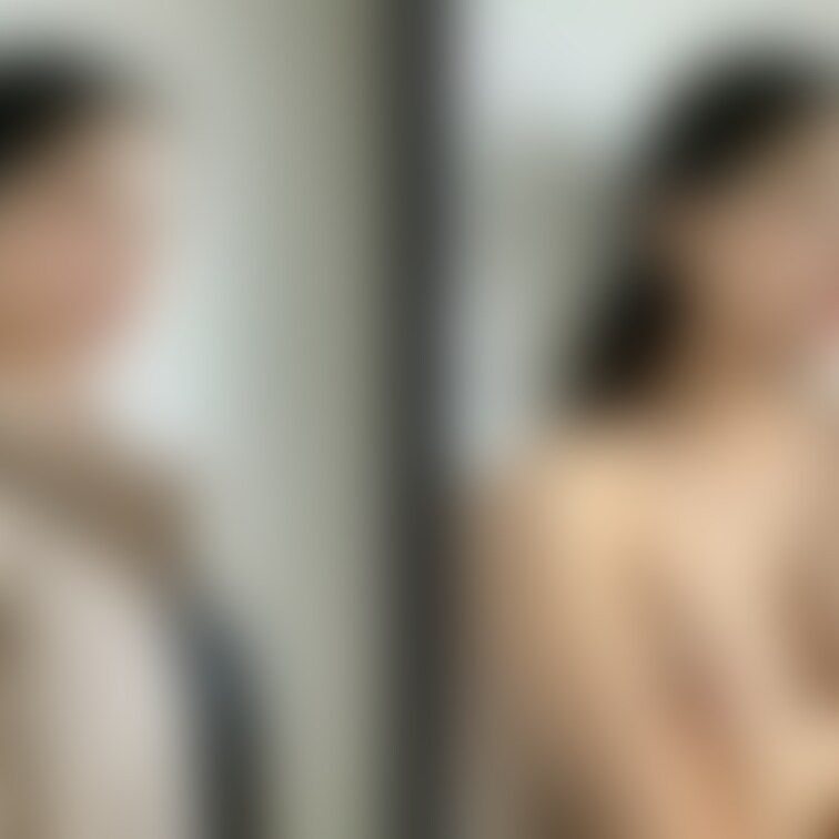 着衣と脱衣を並べた画像です。画像№1172