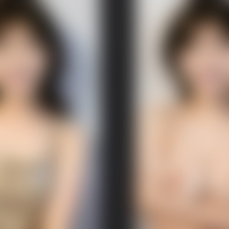 着衣と脱衣を並べた画像です。画像№286 