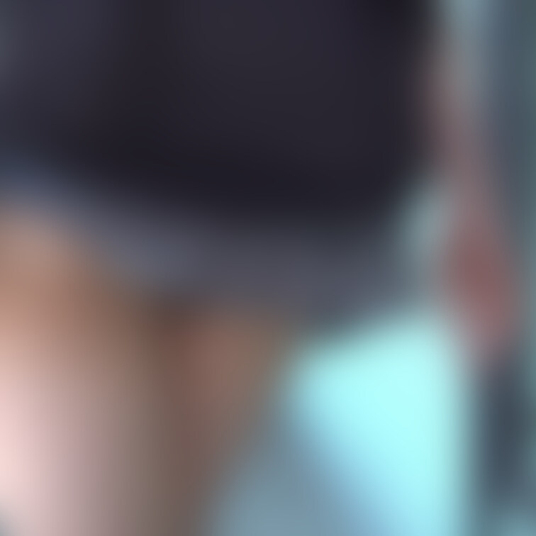 ミニスカートがカバンに引っかかって、ずっとパンツ見えてる制服女の子

動画サークル「ピンクソックス」
https: