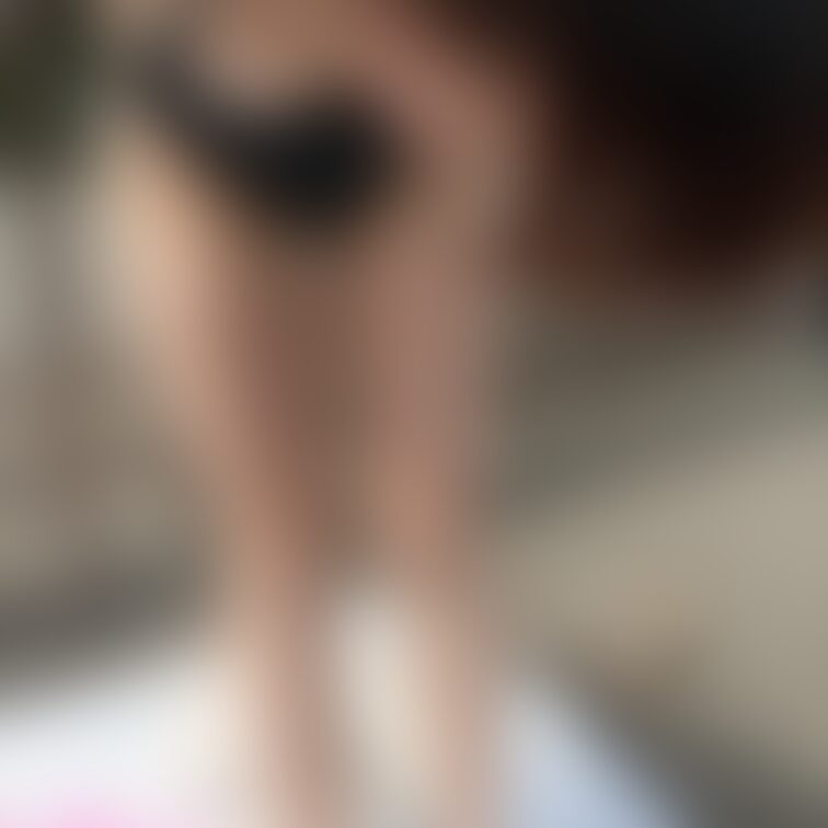水着適当にー
日焼け止め塗り中③