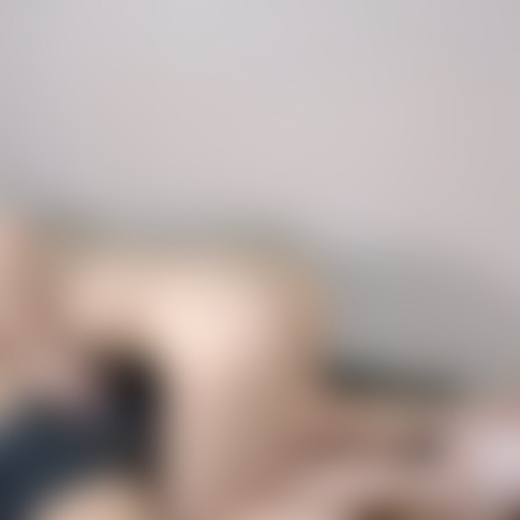 カメラに美尻を向けて乳首舐め＆手コキ
★600本以上のハメ撮り動画を投稿済です★
こちらはプラン内でハメ撮り個人撮影