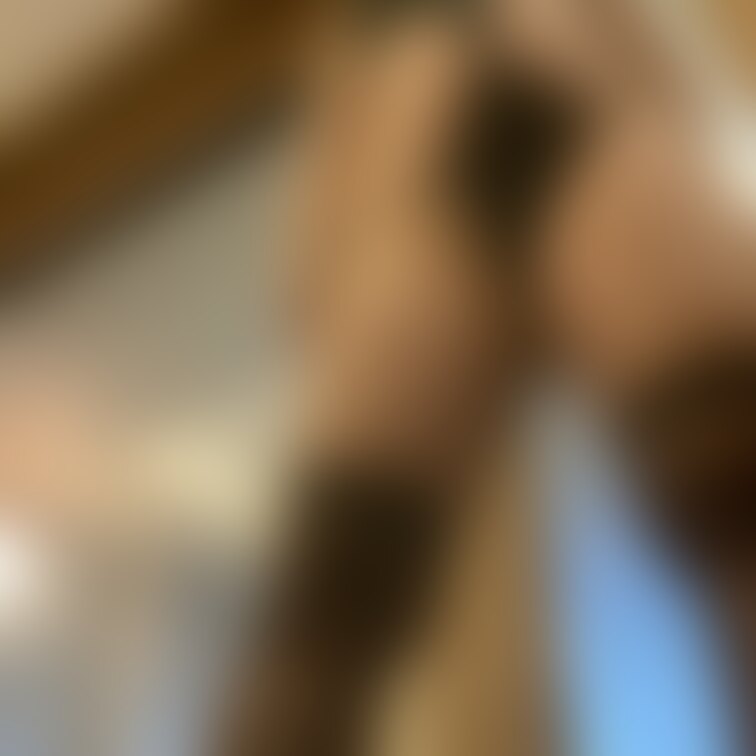 数ヶ月に一回あるかないかのエロコスプレ　むちむち人妻の肉感ご覧ください