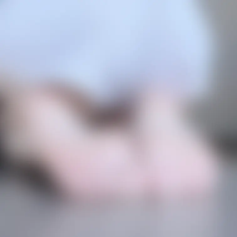 お尻と足の裏🦶💓
しょーとぱんつで正座をして足の裏を撮ってみたよ🤭
ポーズはご想像にお任せします🐣