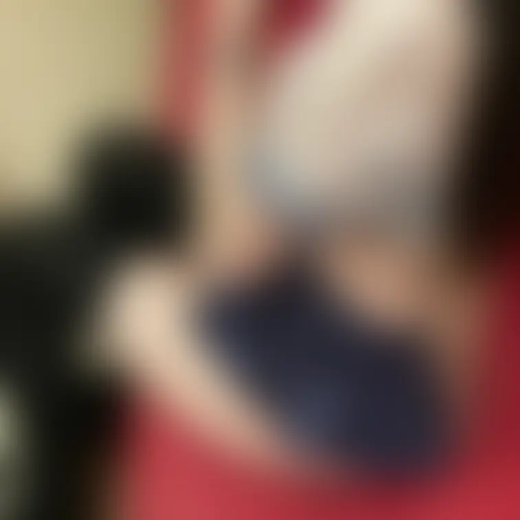スレンダーえっち!
細身フェチ必見💋
コスプレ姿で魅せる地雷系スレンダー美女「ゆんちゃん」。
Tバック越しの美尻と