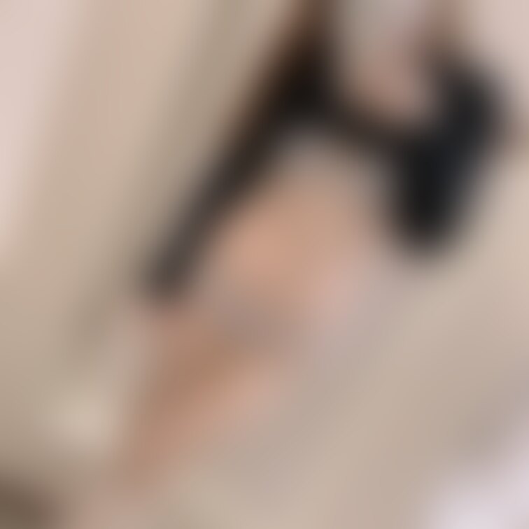 彼女感アルバム♡
いいねを押していただけると喜びます♡
お気に入り押してななを応援してね!
こんにちは