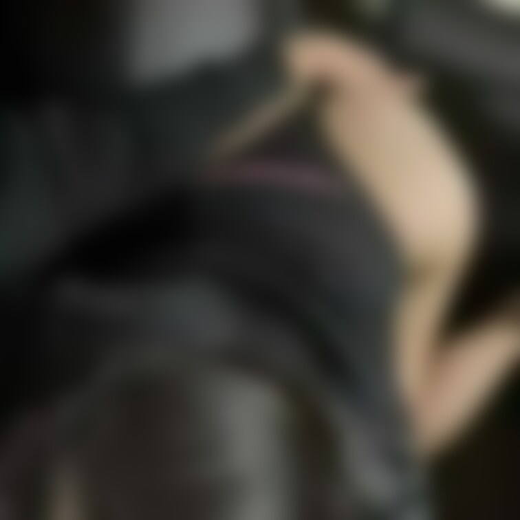 Tバックからクチュクチュ