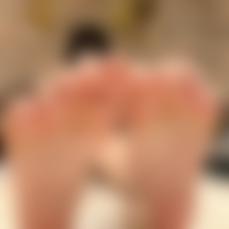 あずさ/19歳/大学生/ケーキ屋バイト🍰 ②
足のサイズ:22.5cm