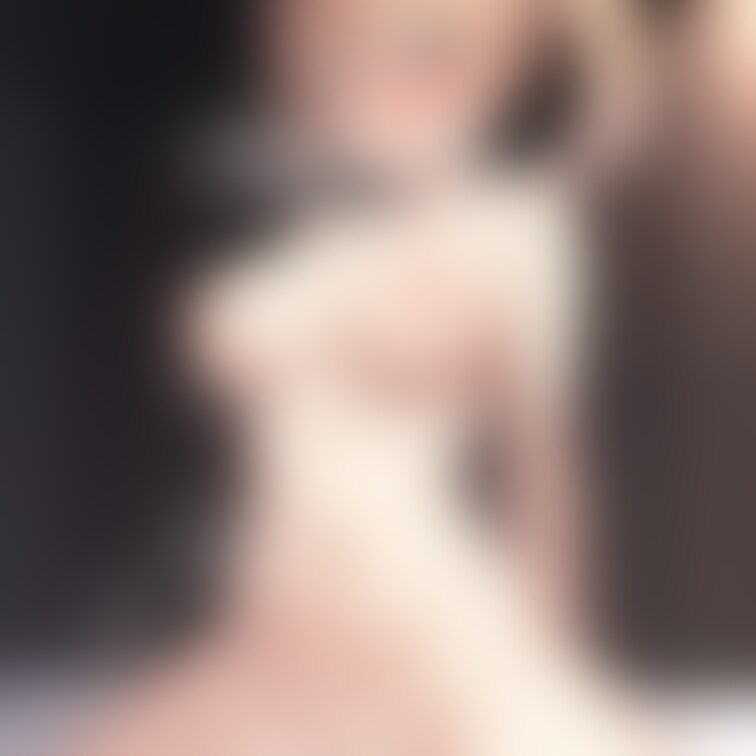 サイドポニーテールのエッチ画像です。