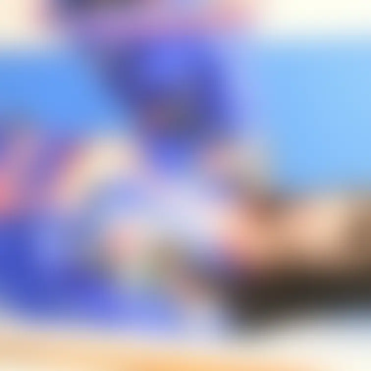 和服っていうには派手かもだけど、きれいな色〜✨
青すき