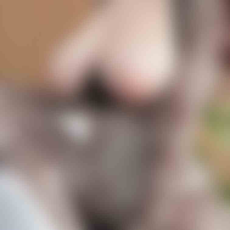 豹柄全身タイツにおっぱい丸出し🥰
むちむちして恥ずかしい🫣