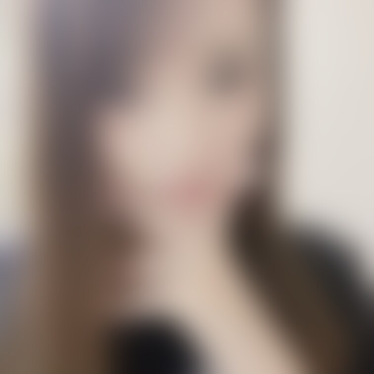 じゃーーん！！
初顔出し😂💓💓

いつまでも若く保っていたいたし、身体はエロくてセクシーでいたいから、ジムやパーソ