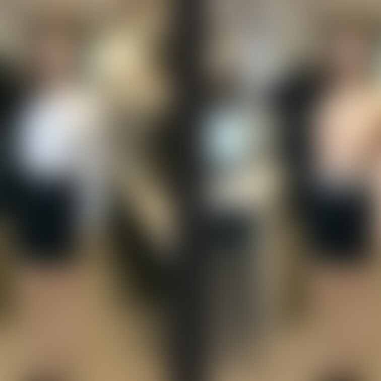 着衣と脱衣の並べた画像です    画像№1487