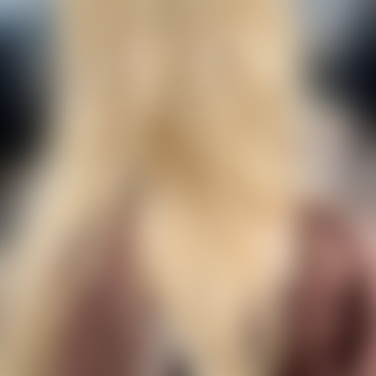シャワー後のセクシー金髪☺️
派手髪ギャルと。