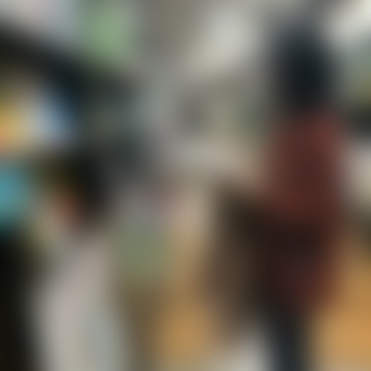 こういう露出ってどうですか？
需要あるならまたやろうかなって思うんですけど☺️