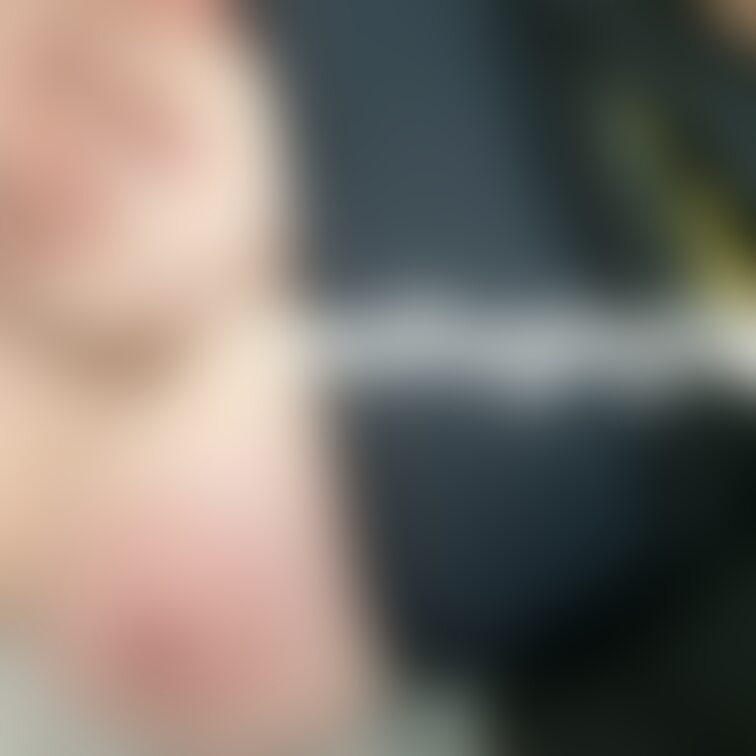 久しぶりにおっぱいも見せたい