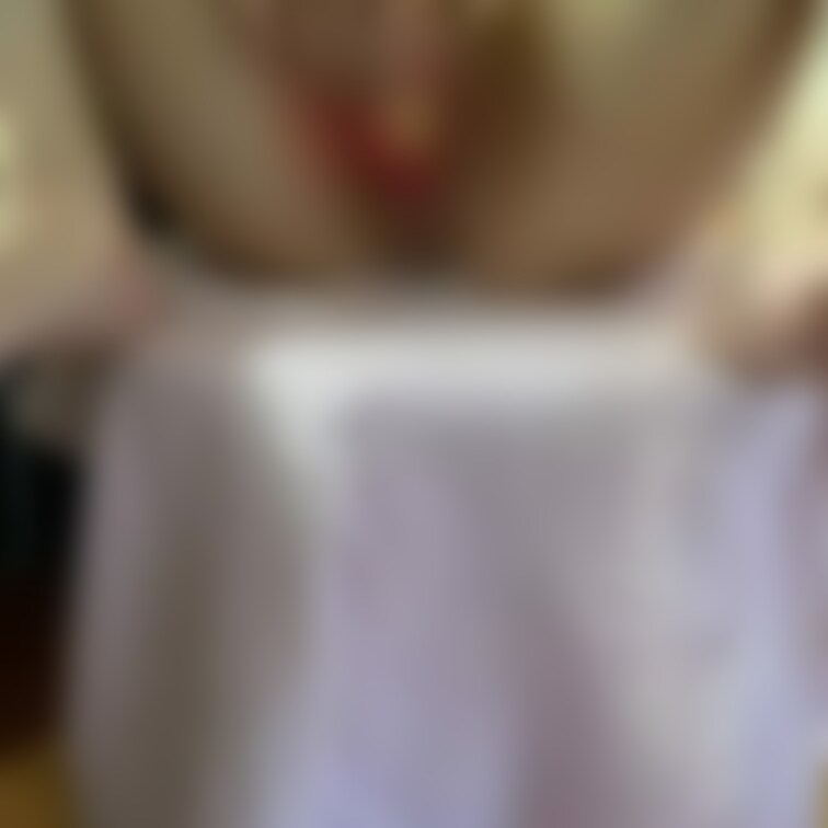 連日オナニ。今朝もしてしまいました。昨日一人でしたから罰として今日は夫の前でしました。恥ずかしい😣その後バックから入れて