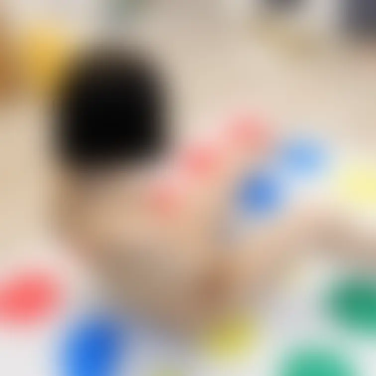 りんのオナニー撮影。パーティーではなく個人撮影では、こうした踏み込んだ絵を撮ることもあります。お互いかなり本気モードでし