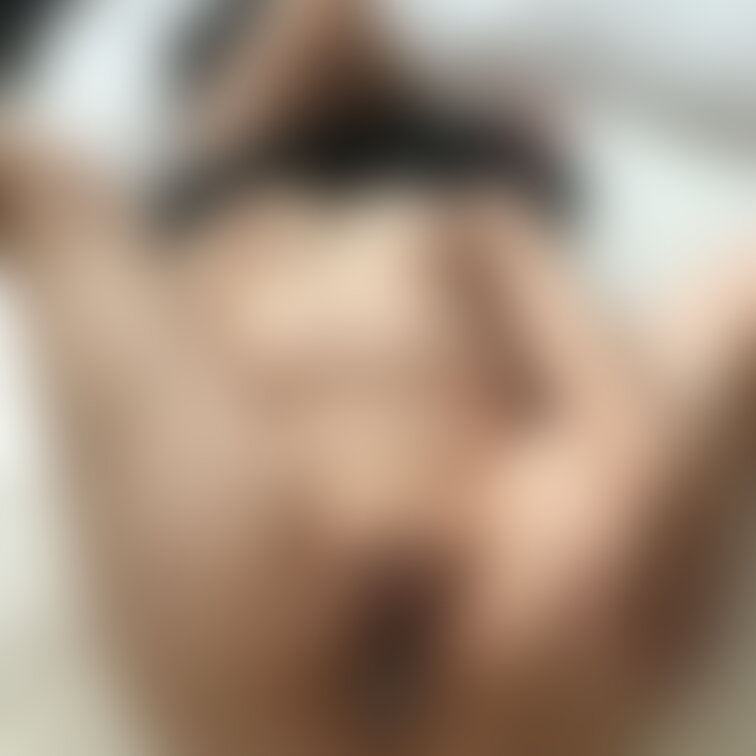 熟女マンコにたっぷりの濃いのを種付け