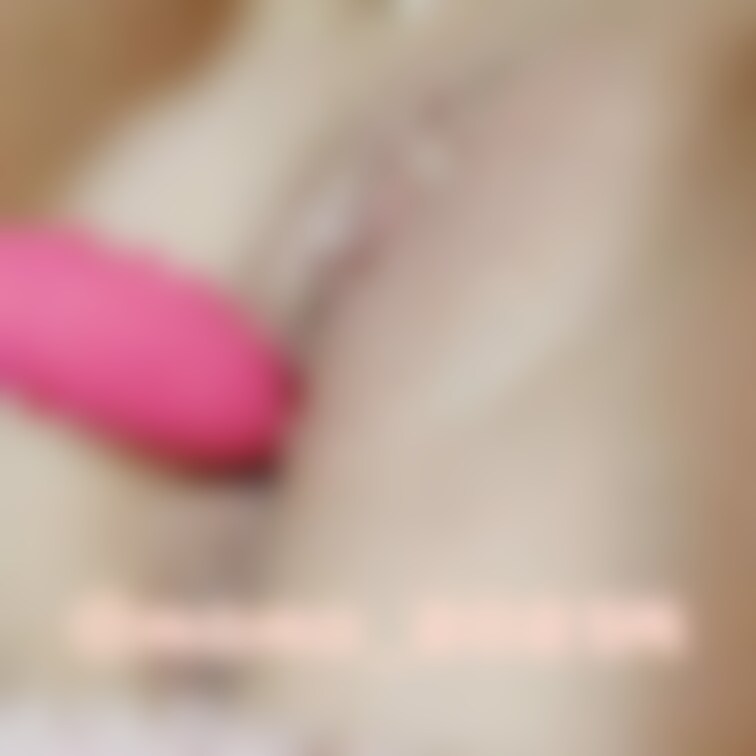 ※モザイク修正しての再投稿※
バイブを使ってのずぼずぼおなにーです(/ω＼*)(4分35秒)
えっちな音がいっぱいし