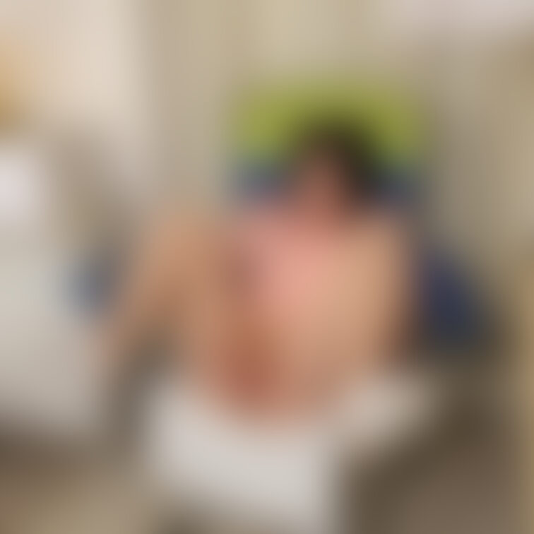 【Premium model】#040_MAASA
パイパンまあさのド変態セラピスト（19/22ページ）

Eku