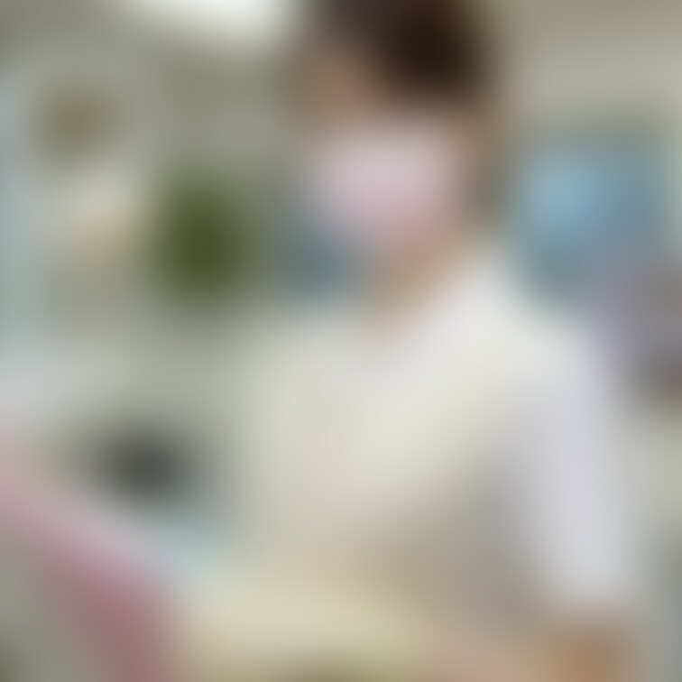 歯科衛生士、白衣、ワンピース、エプロン、ゴム手袋、マスク