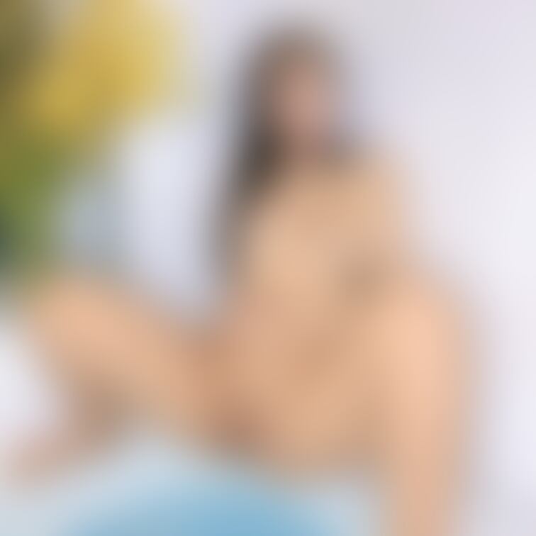 なおみの仕事帰り。。💕
アヘ顔にストッキングにメガネ🥰