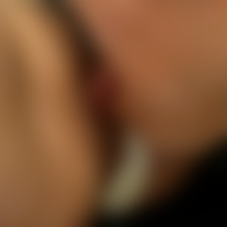 パンツずらされて舐めてもらうのエロいよね・・!!🥺💗
動画版の切り抜き画像です💗
